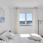 To-do Bridge Center Sea View Apartment *