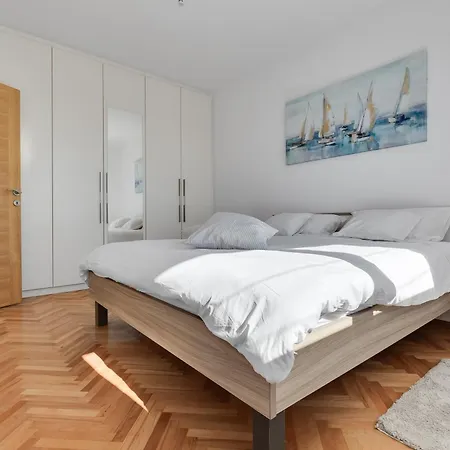 Apartman To-do Bridge Center Sea View