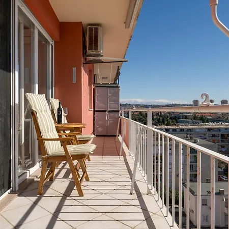 To-do Bridge Center Sea View شقة