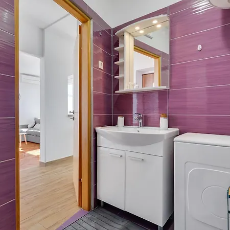 To-do Bridge Center Sea View * ザダル