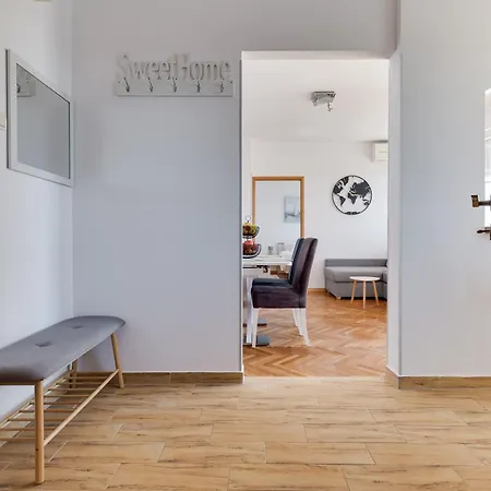 To-do Bridge Center Sea View *